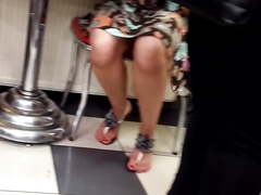 Candid teen legs, sexy big feets, red toes